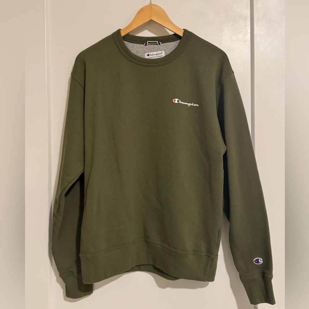 Champion Crewneck Sweater